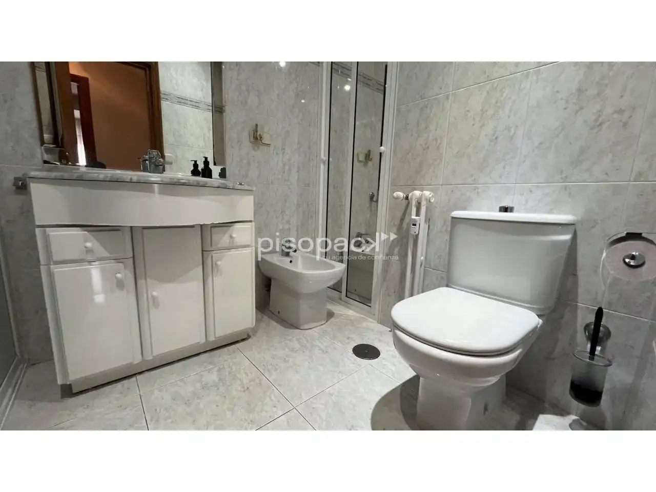 Baño de Piso en venta en  Pamplona / Iruña con Calefacción y Alarma