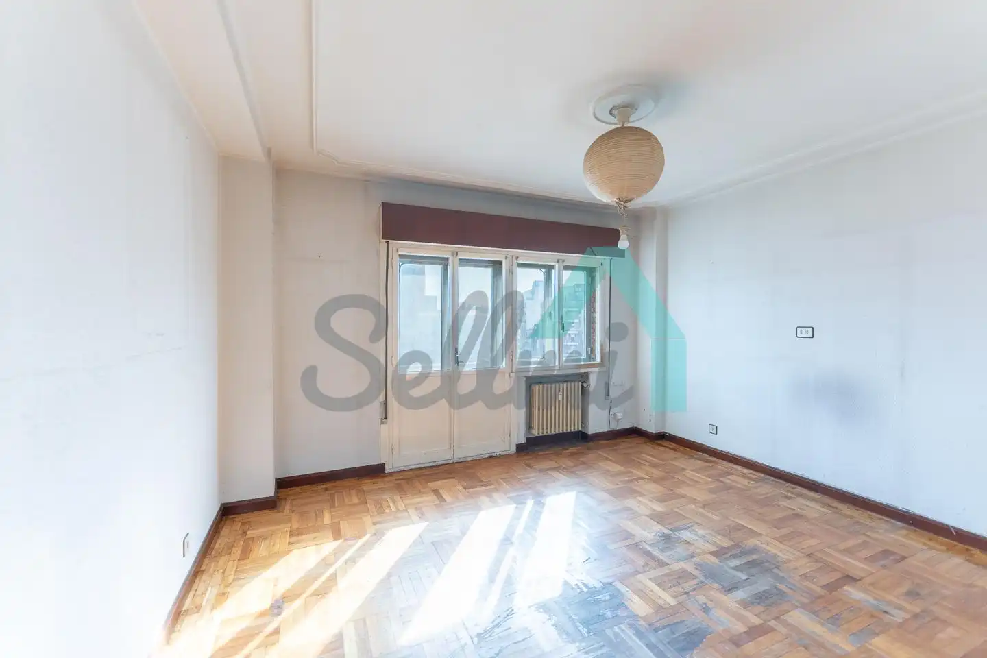 Living room of Flat for sale in Gijón   with Heating, Parquet flooring and Terrace