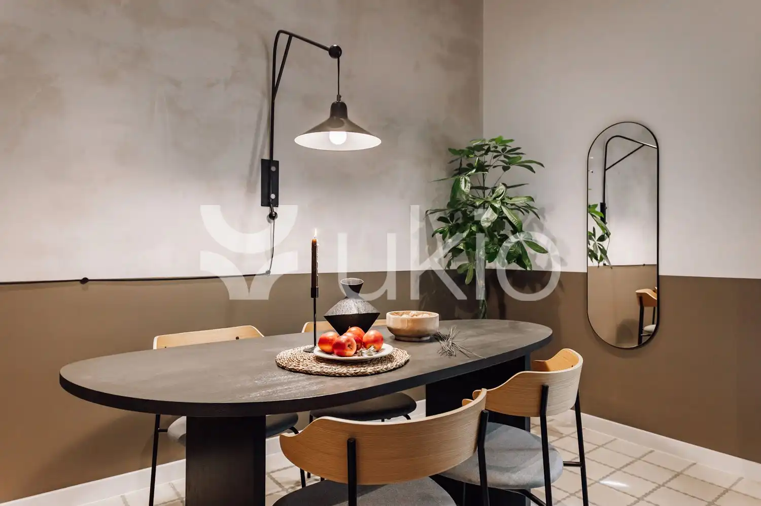Comedor de Apartamento de alquiler en Barcelona con Aire acondicionado, Calefacción y Amueblado