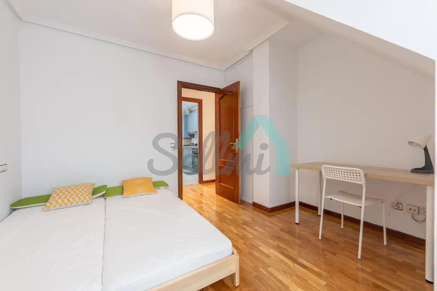 Dachboden zur Miete in Calle Bernardo Casielles, Argañosa