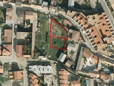 Residential land for sale in Ambroz