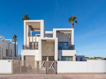 Casa amb balcó en venda a Serena Golf
