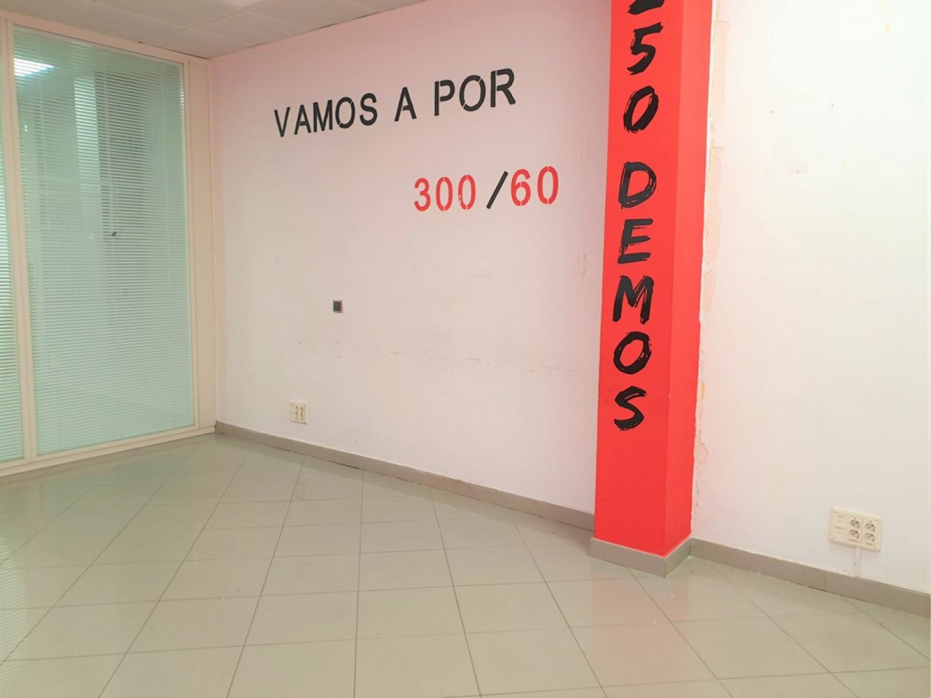 Premises for sale in Mataró  with Air Conditioner