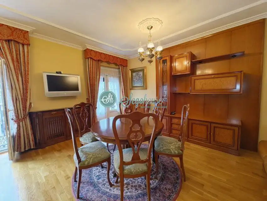Esszimmer von Wohnung zur Miete in Segovia mit Heizung, Parkett und Möbliert