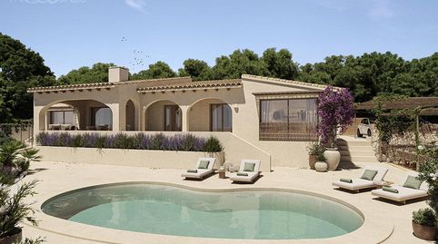 Villa de estilo rústico en una sola planta con 3 dormitorios y vistas al mar en Benissa