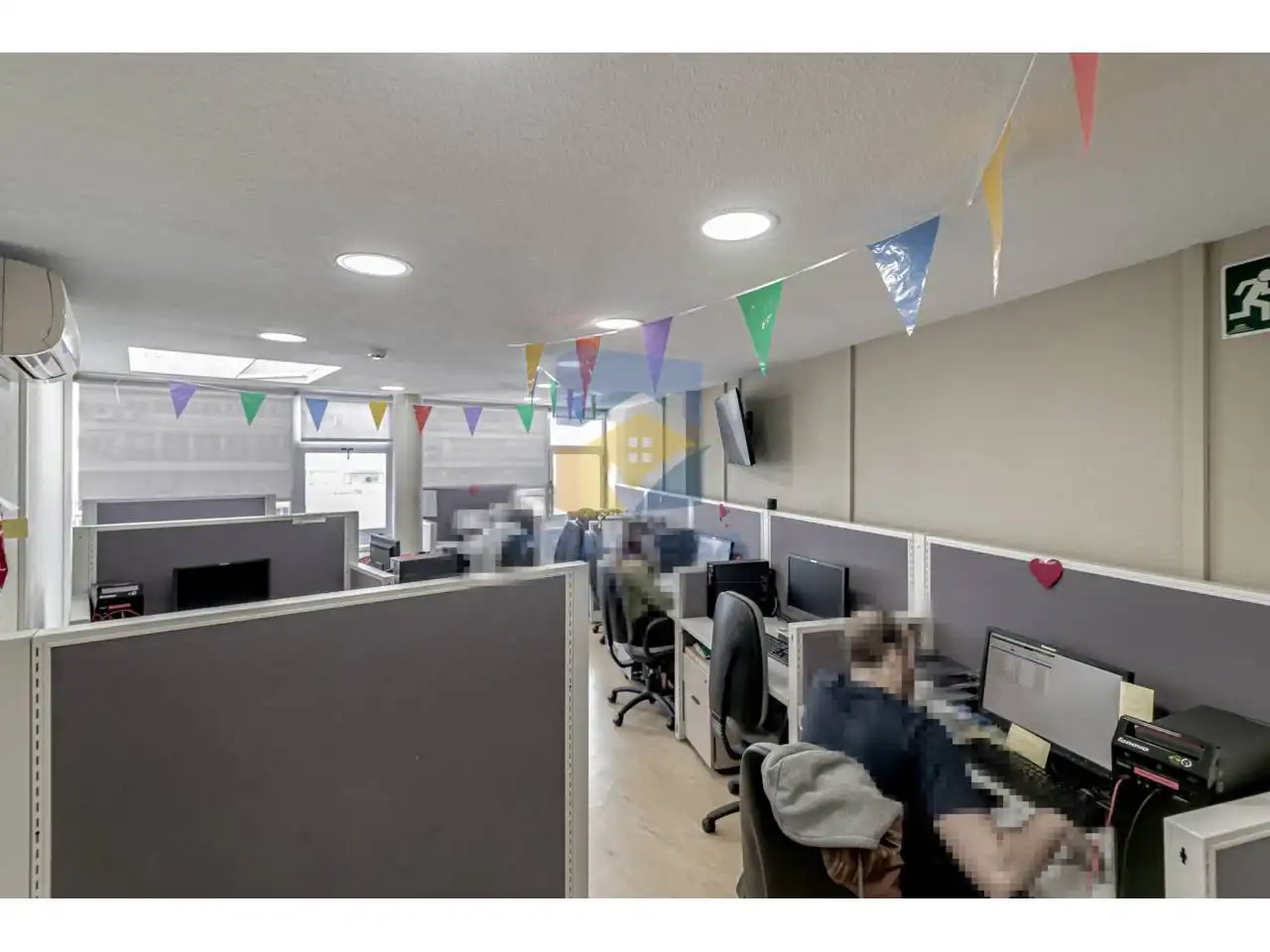 Office for sale in Madrid  with Air Conditioner and Alarm