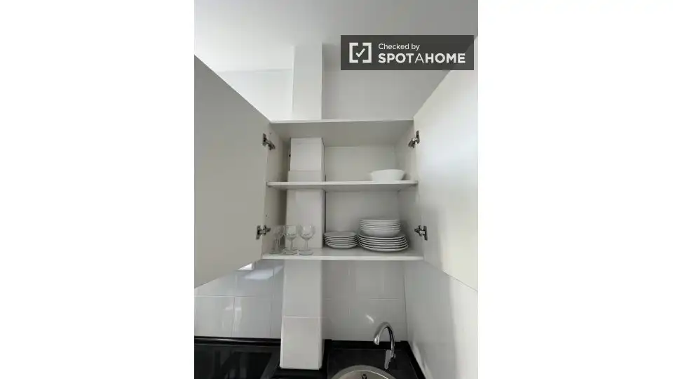 Kitchen of Flat for share in Sants - Montjuïc