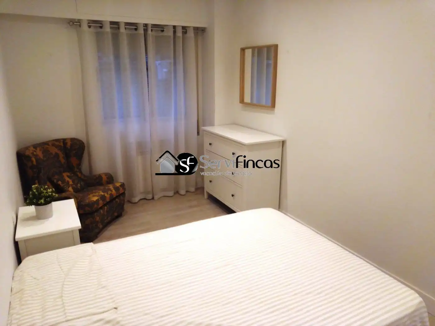 Bedroom of Flat for rent in Madrid  with Air Conditioner, Terrace and Furnished