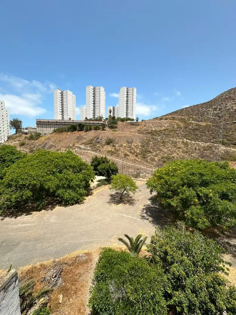 Vista exterior de Casa adosada en venta en Las Palmas de Gran Canaria
