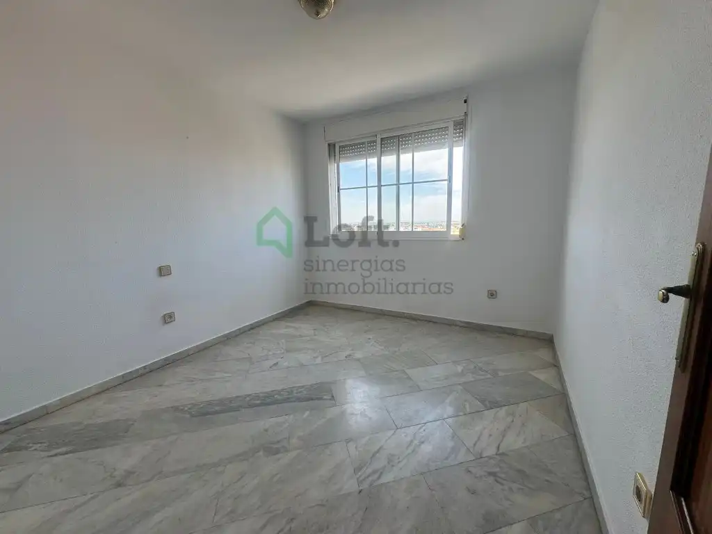 Habitación de Piso en venta en Badajoz con Balcón