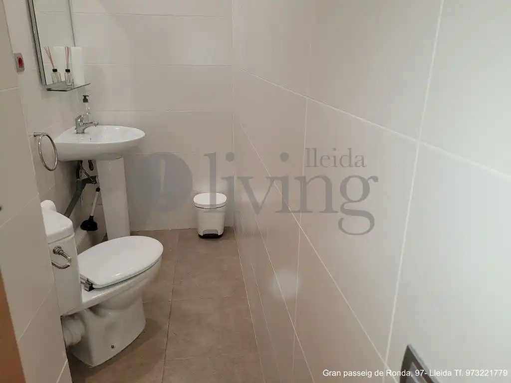 Office space for sale in Carrer Teuleries, imagen 8