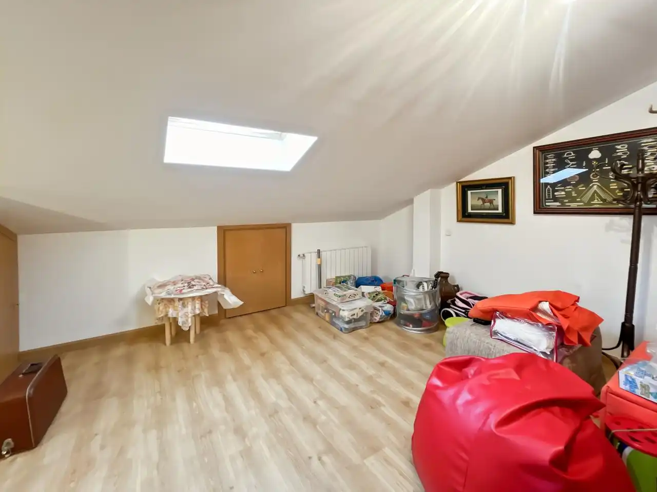 Casa adosada en venda en Valdelaguna amb Calefacció, Jardí privat i Terrassa