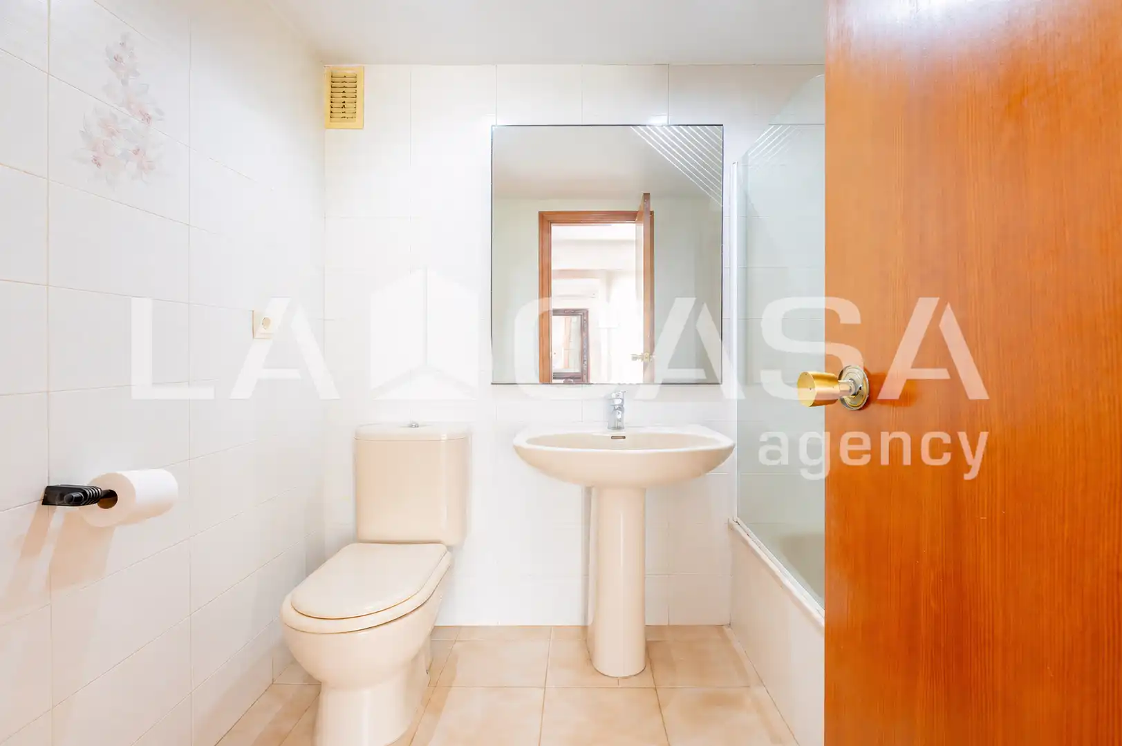 Bathroom of Flat for sale in Valencia  with Balcony