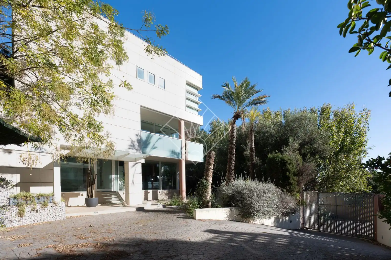 Exterior view of Houses for sale in Barcelona  with Air Conditioner, Heating and Terrace