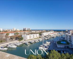 Vista exterior de Àtic en venda en Castell-Platja d'Aro amb Aire condicionat, Calefacció i Terrassa