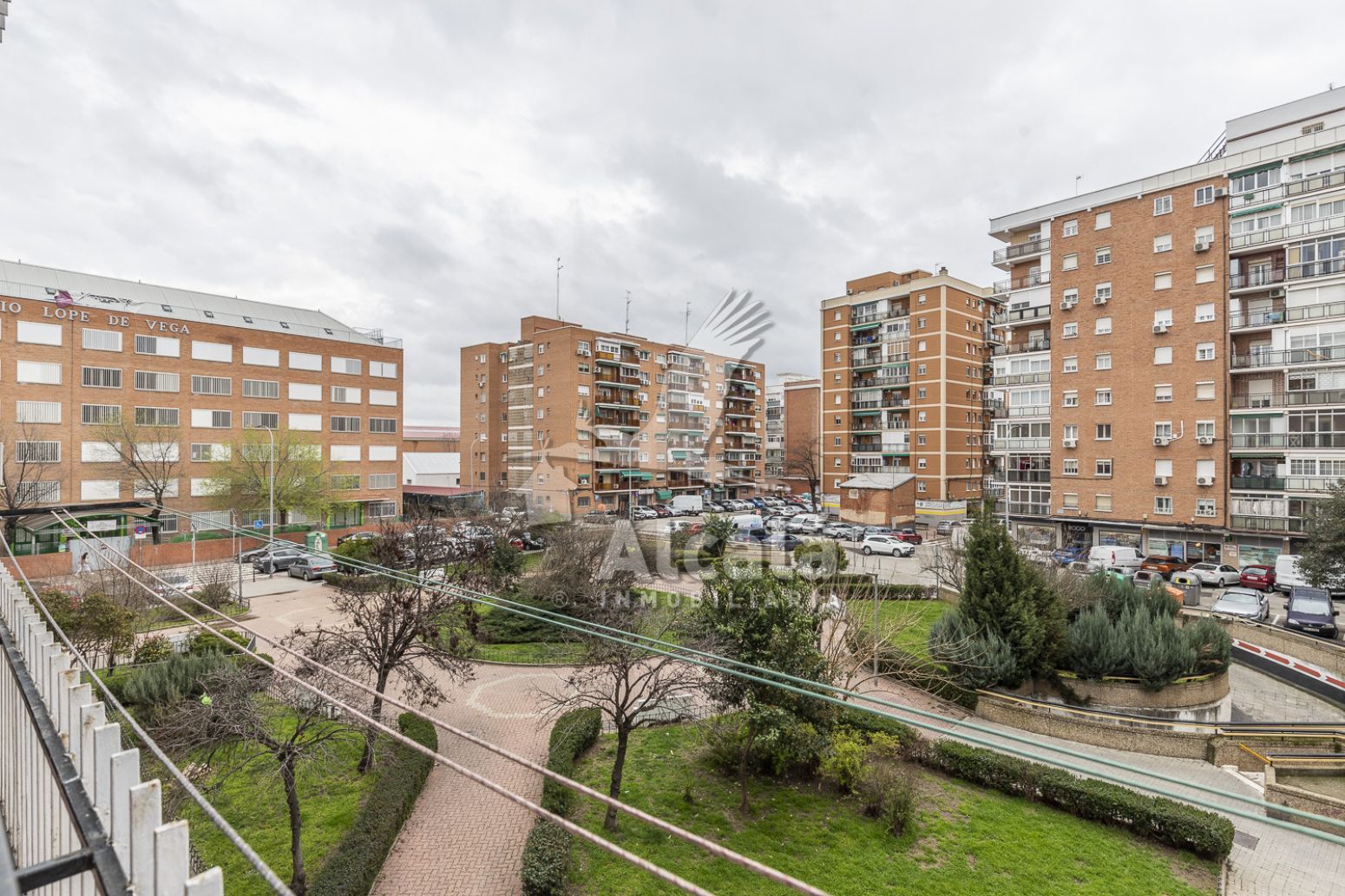 Exterior view of Flat for sale in Alcalá de Henares  with Heating, Terrace and Storage room