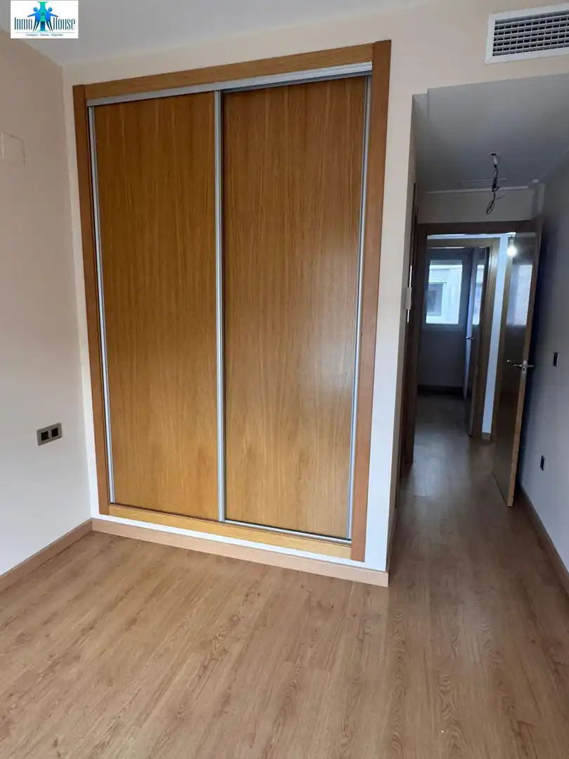 Flat for sale in Albacete  with Air Conditioner, Heating and Storage room