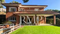 Exterior view of House or chalet for sale in Arenys de Munt  with Air Conditioner, Terrace and Swimming Pool