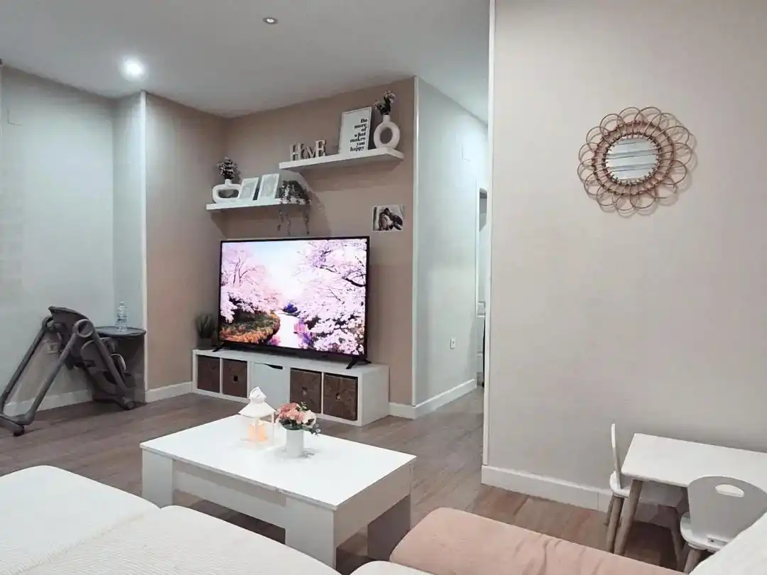Wohnzimmer von Erdgeschoss zur Miete in Jaén mit Möbliert