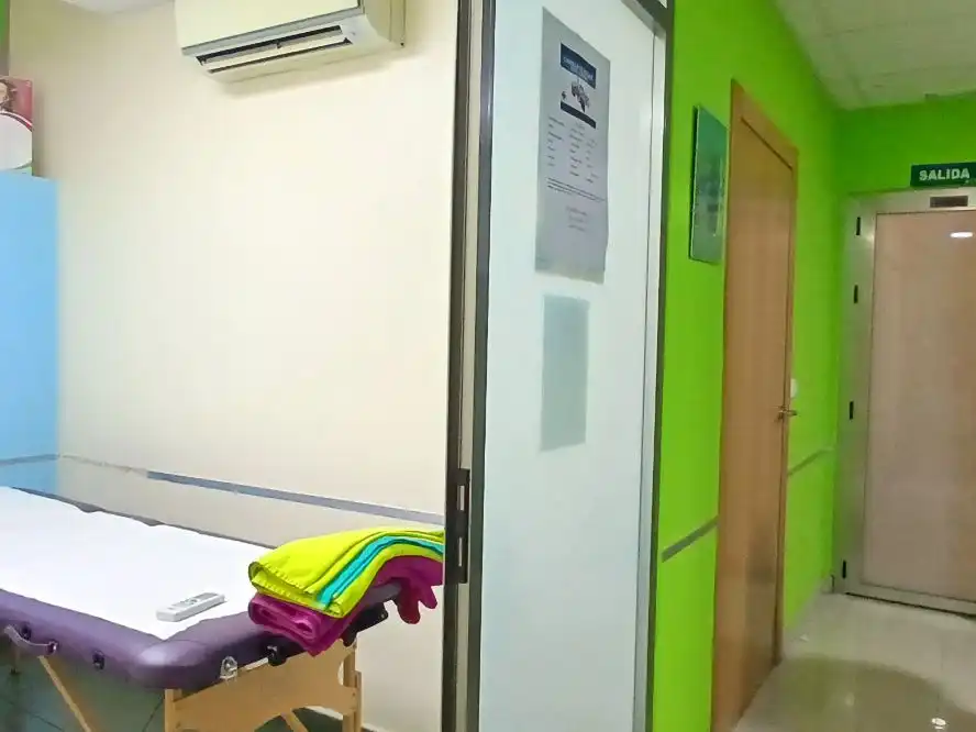 Oficina de alquiler en Torrevieja con Aire acondicionado, Calefacción y Amueblado