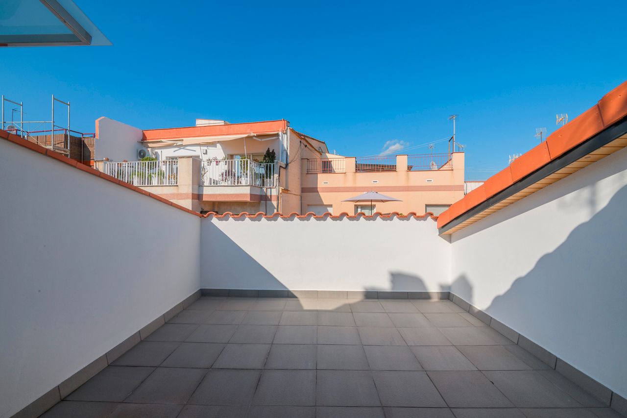 Duplex for sale in Plaça de Campfaso, La Gavarra