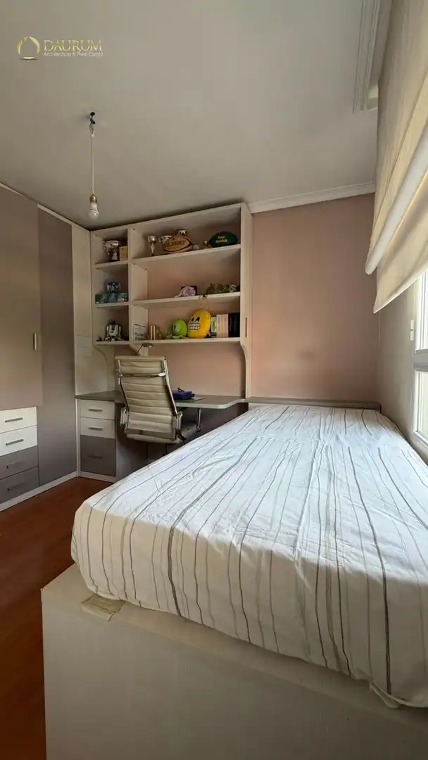Bedroom of Flat for sale in Madrid  with Heating, Storage room and Furnished