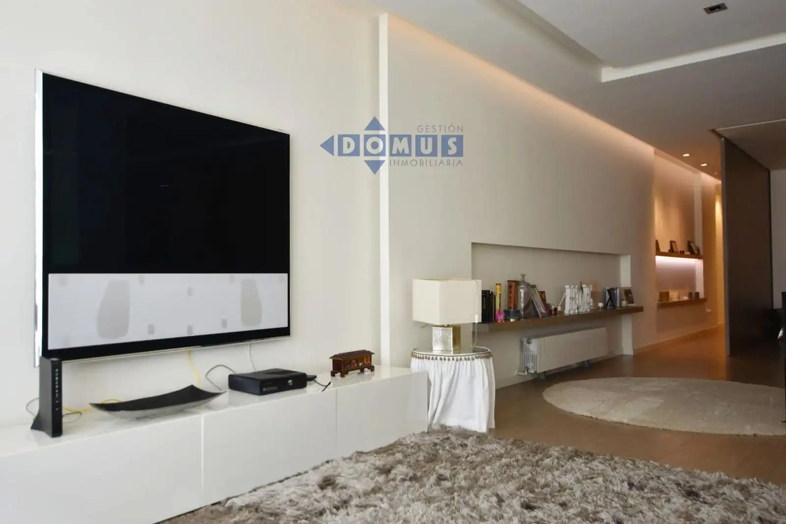 Sala de estar de Piso en venta en Ronda con Aire acondicionado, Calefacción y Amueblado