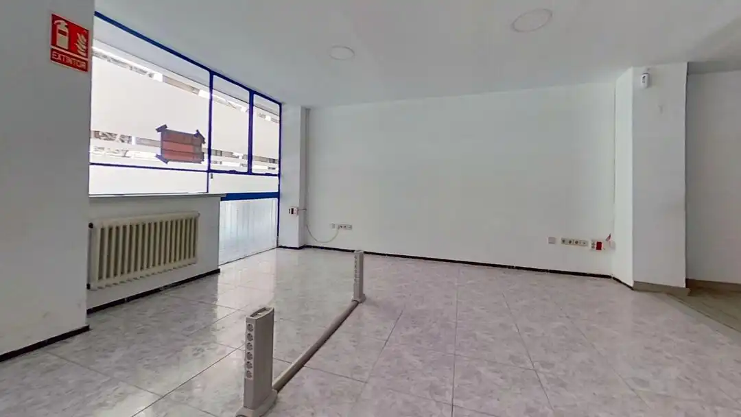 Office for rent in Madrid  with Air Conditioner and Heating
