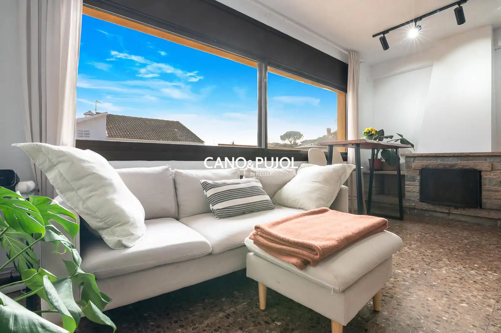 Sala de estar de Casa o chalet en venta en Lliçà d'Amunt con Aire acondicionado, Calefacción y Terraza