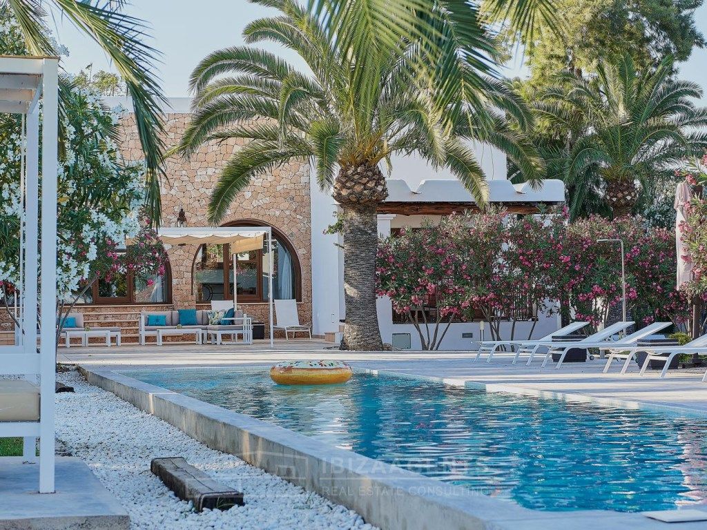 Piscina de Casa o xalet de lloguer en Santa Eulària des Riu amb Aire condicionat, Piscina i Moblat