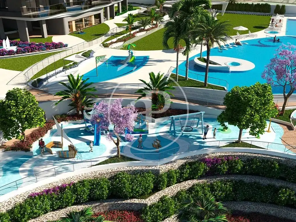 Piscina de Piso en venta en Benidorm con Aire acondicionado, Calefacción y Jardín privado