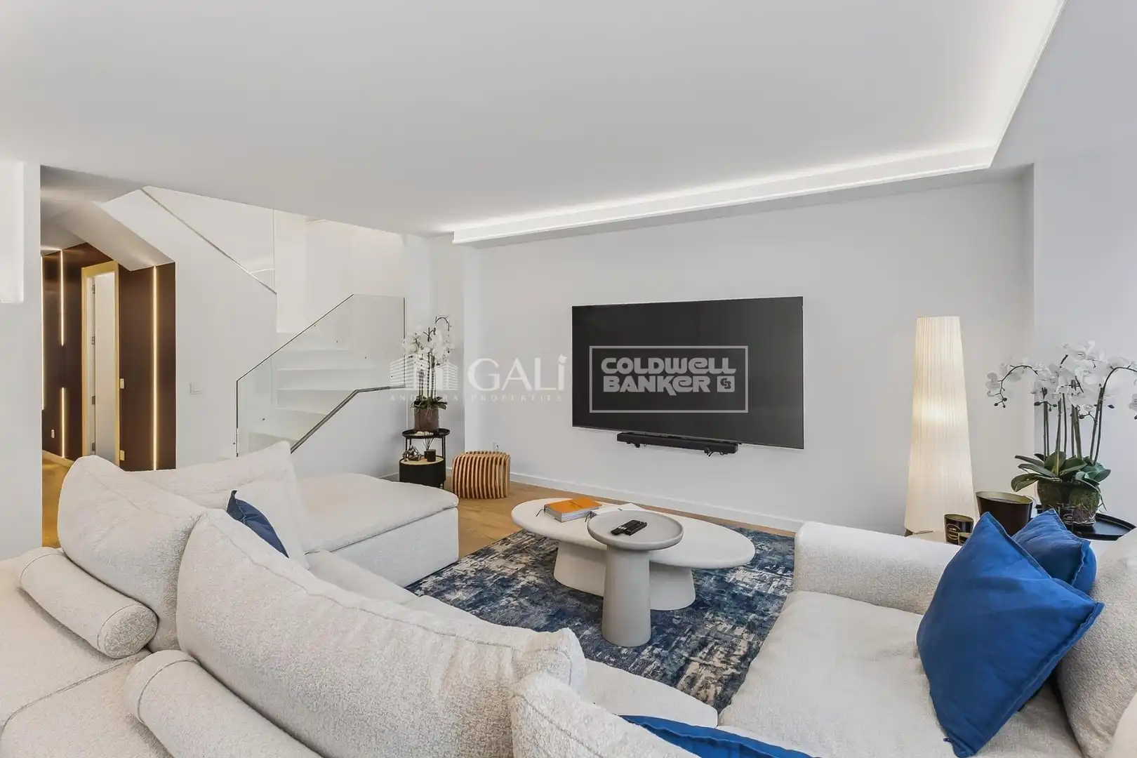 Sala de estar de Dúplex en venta en Andorra la Vella con Calefacción, Parquet y Terraza