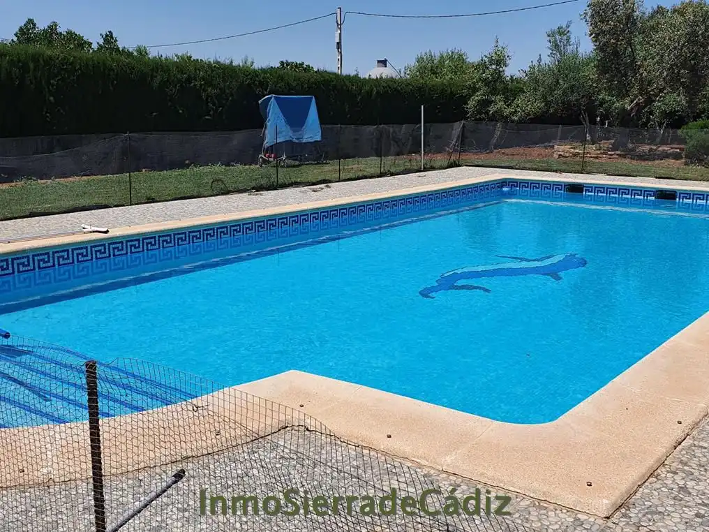 Schwimmbecken von Country house zum Verkauf in Utrera mit Klimaanlage, Heizung und Privatgarten