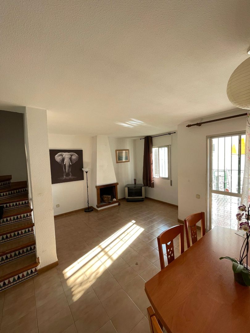 Living room of Single-family semi-detached for sale in Rincón de la Victoria  with Air Conditioner, Terrace and Storage room