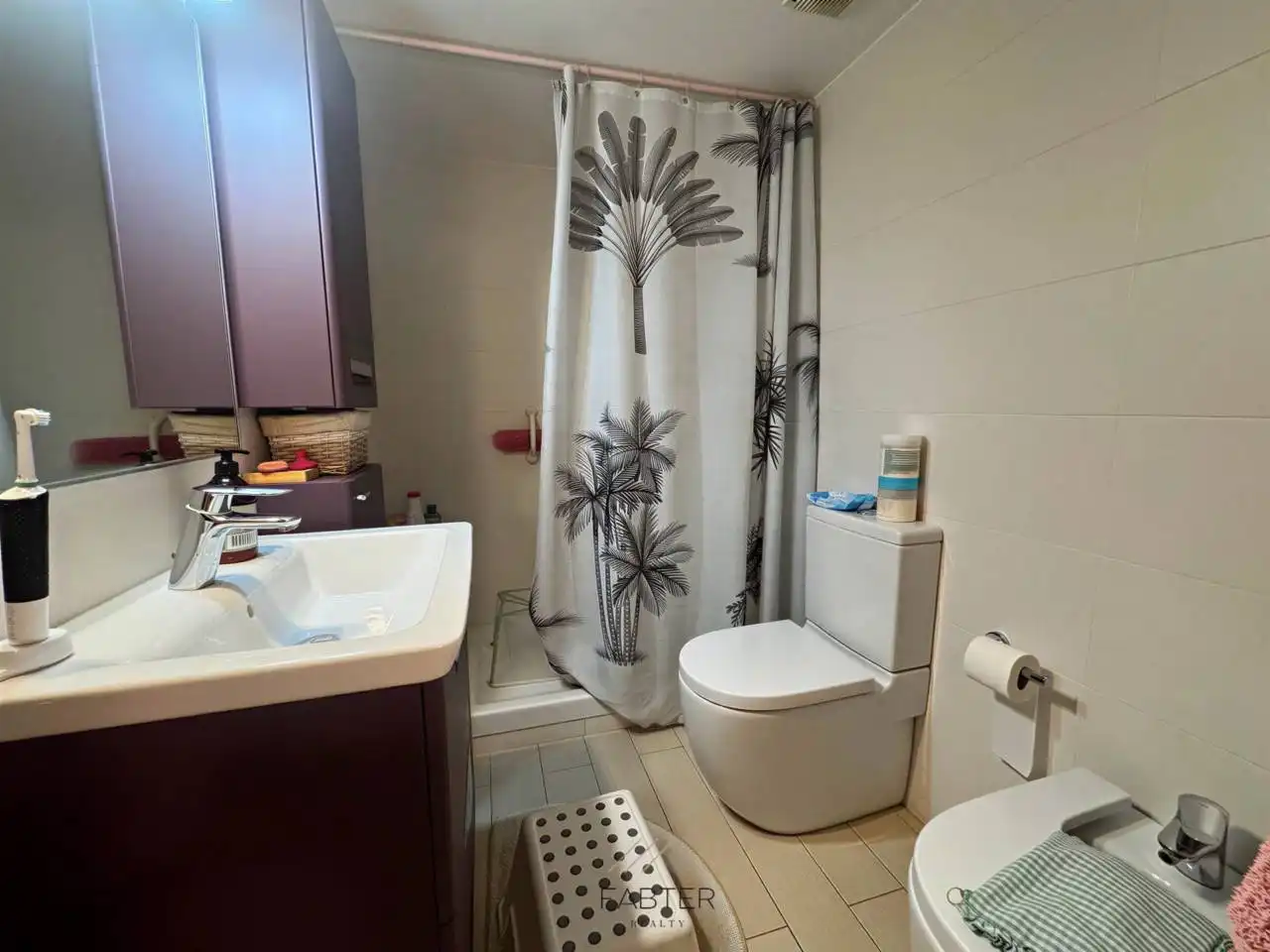 Bathroom of Flat for sale in Barcelona  with Air Conditioner, Heating and Terrace