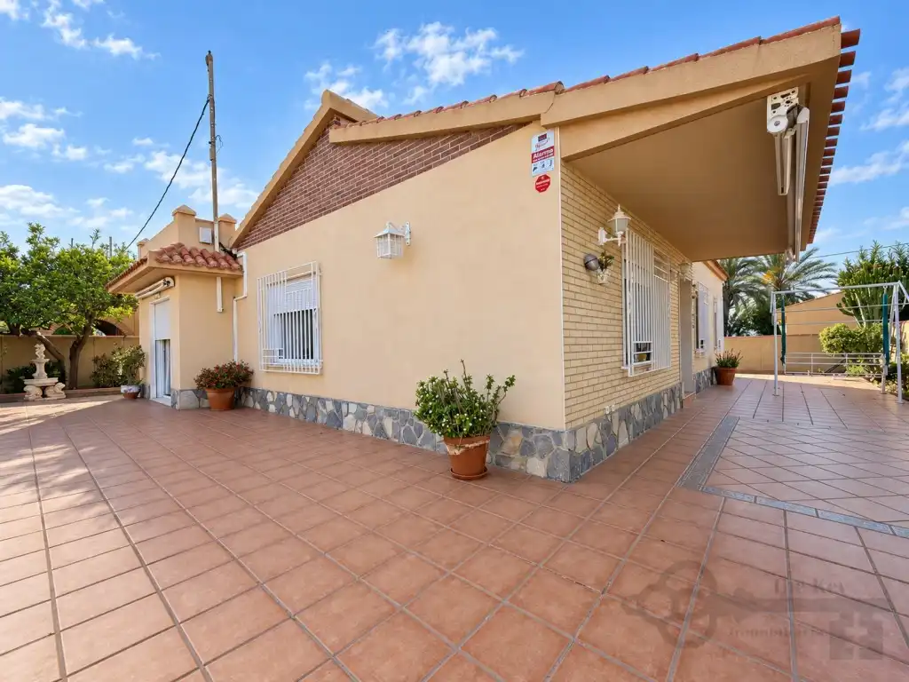 Vista exterior de Casa o xalet en venda en Cartagena