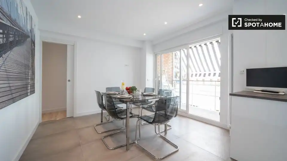 Flat with terrace to rent in Chamartín, imagen 9