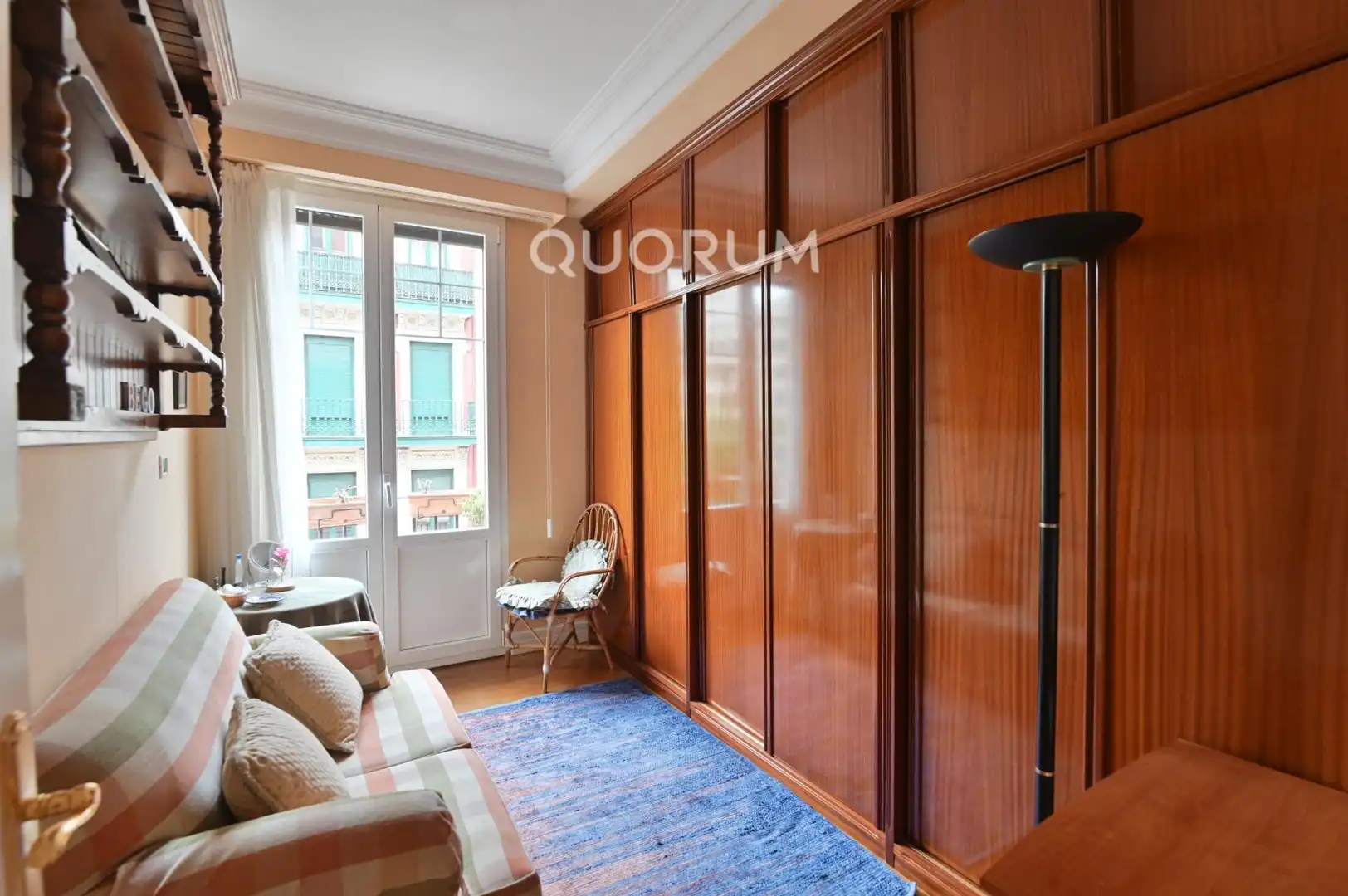 Habitación de Piso en venta en Bilbao  con Calefacción y Balcón