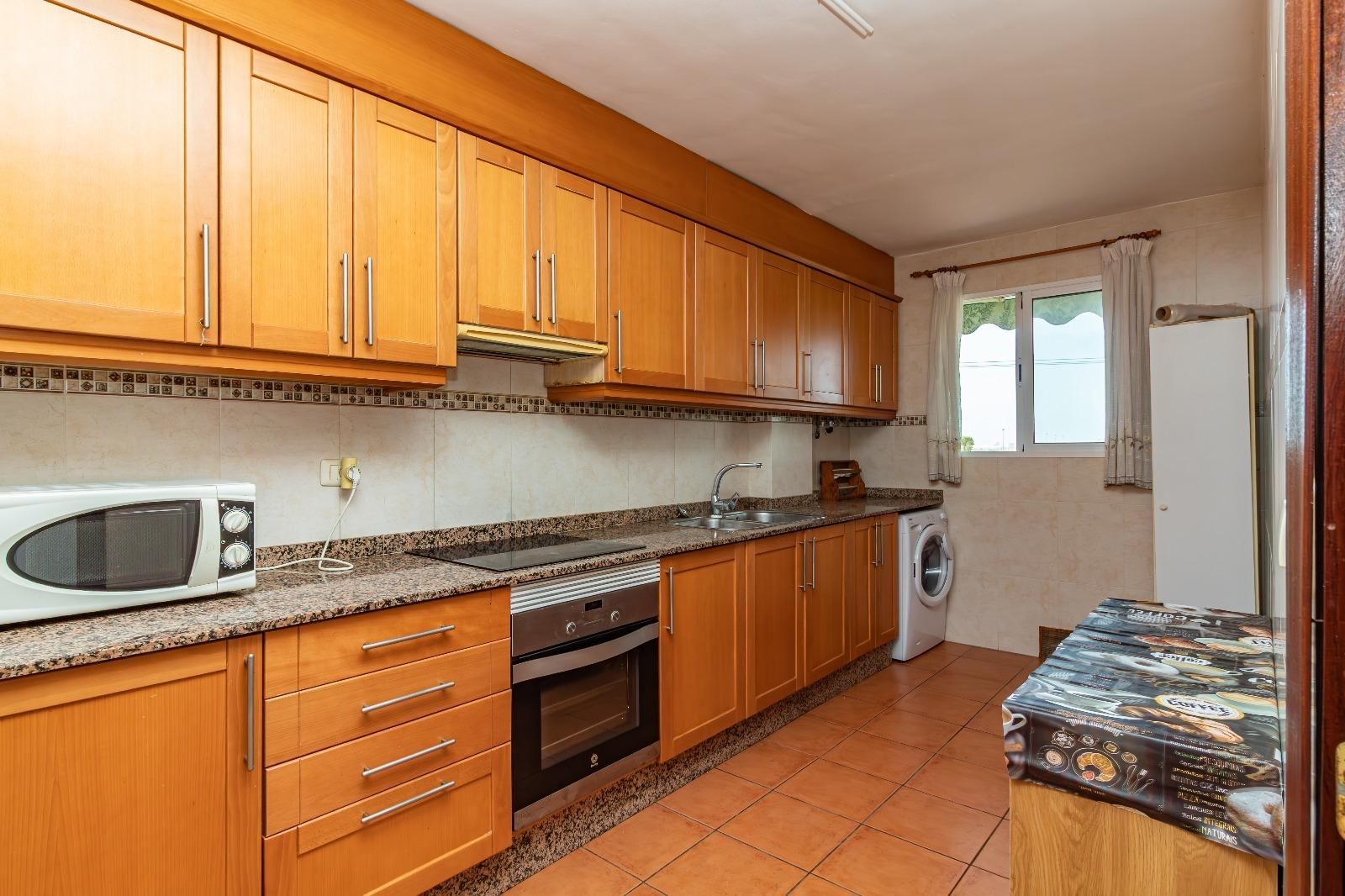 Kitchen of Flat for sale in Castellón de la Plana / Castelló de la Plana  with Parquet flooring, Terrace and Balcony