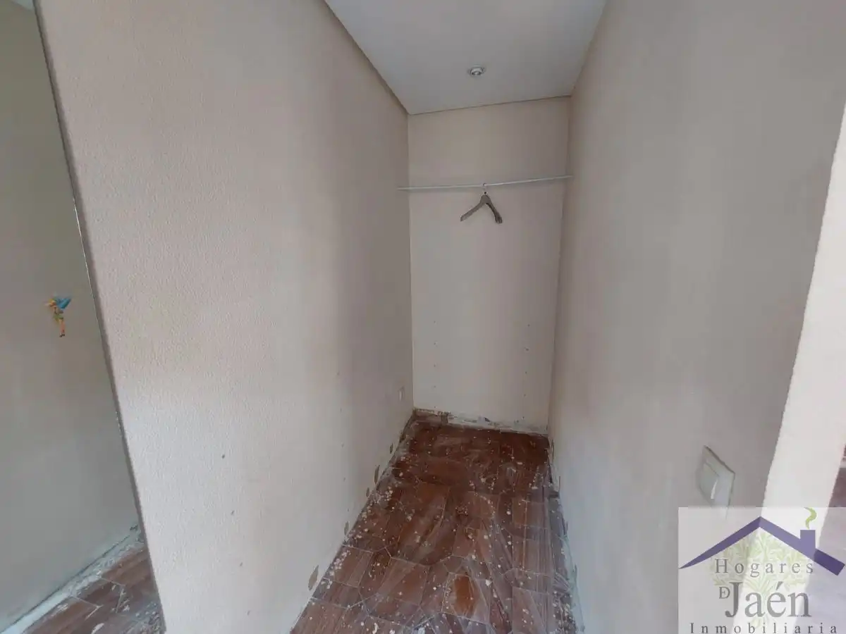 Flat with terrace for sale in ALFREDO CALDERON, imagen 5