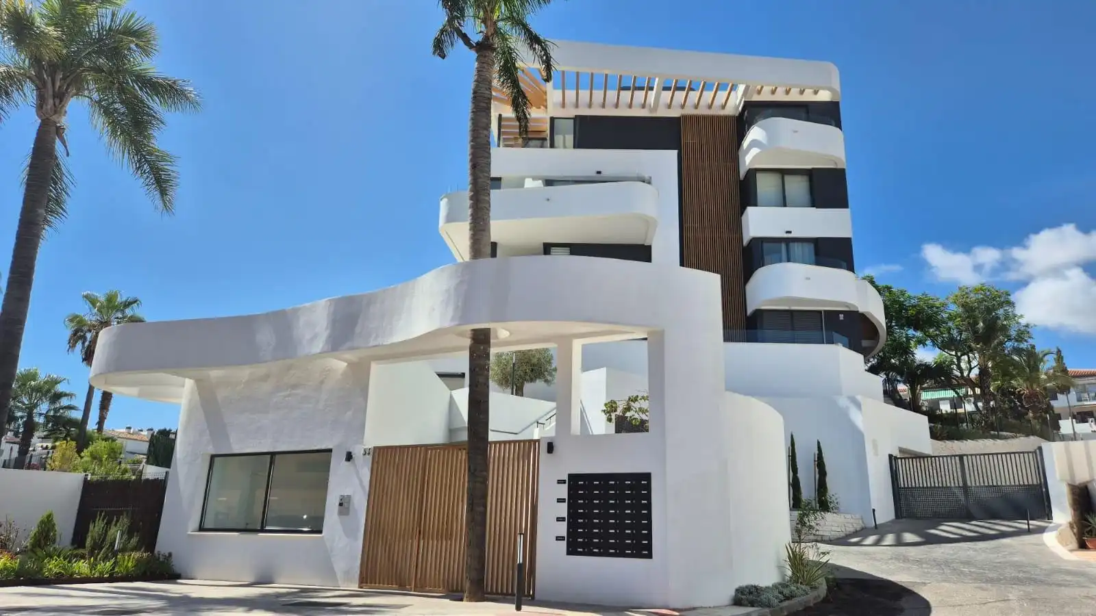 Apartment with pool for sale in Calle de la Cornisa, imagen 63