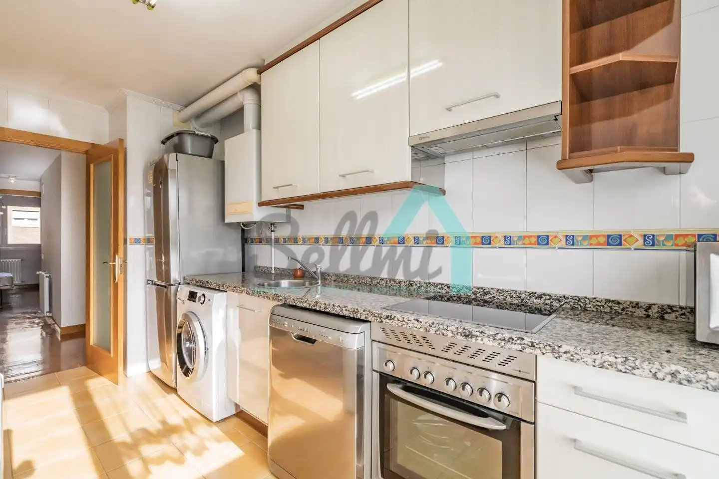 Kitchen of Flat for rent in Oviedo   with Heating, Parquet flooring and Furnished
