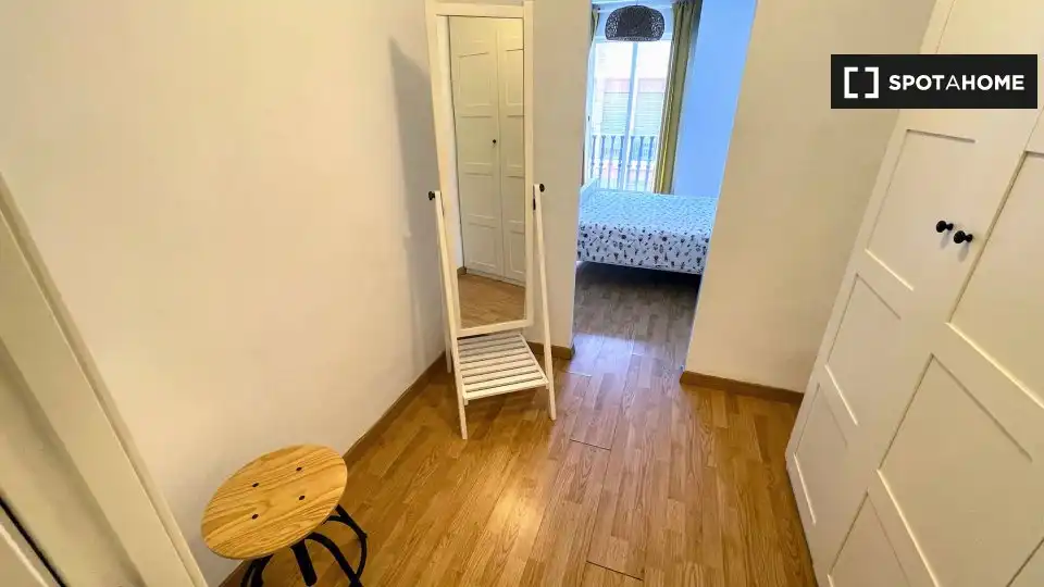 Flat with terrace to rent in Extramurs, imagen 17