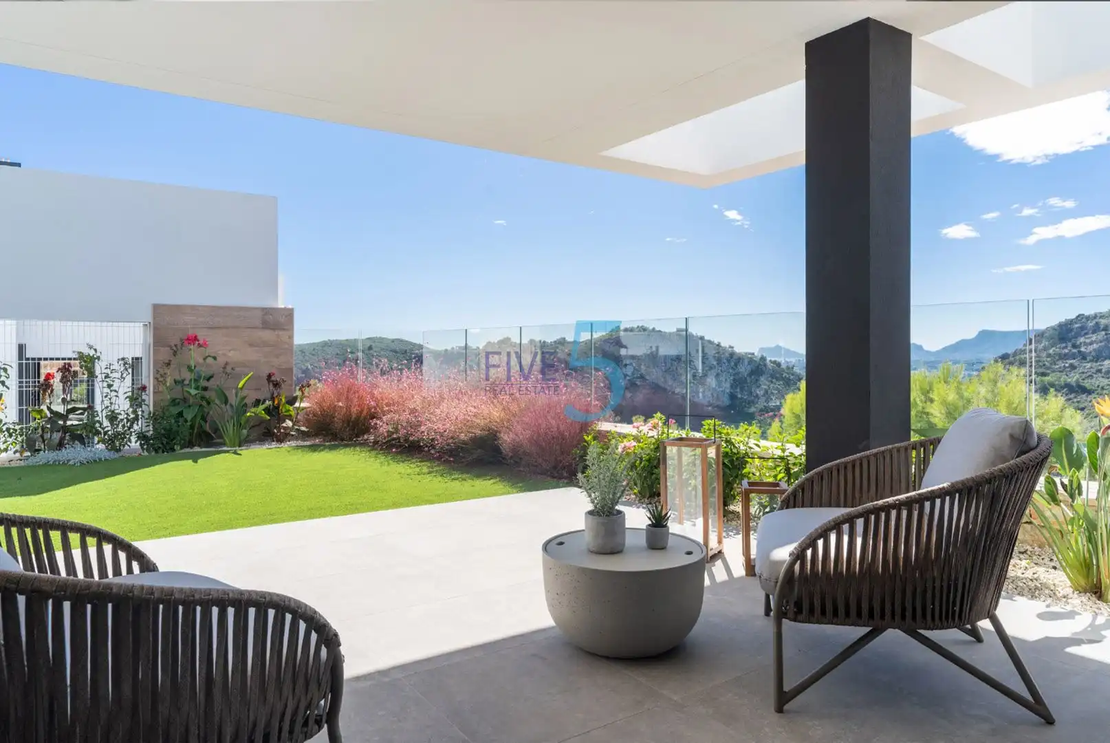 Penthouse with pool for sale in Cumbre del Sol, imagen 6