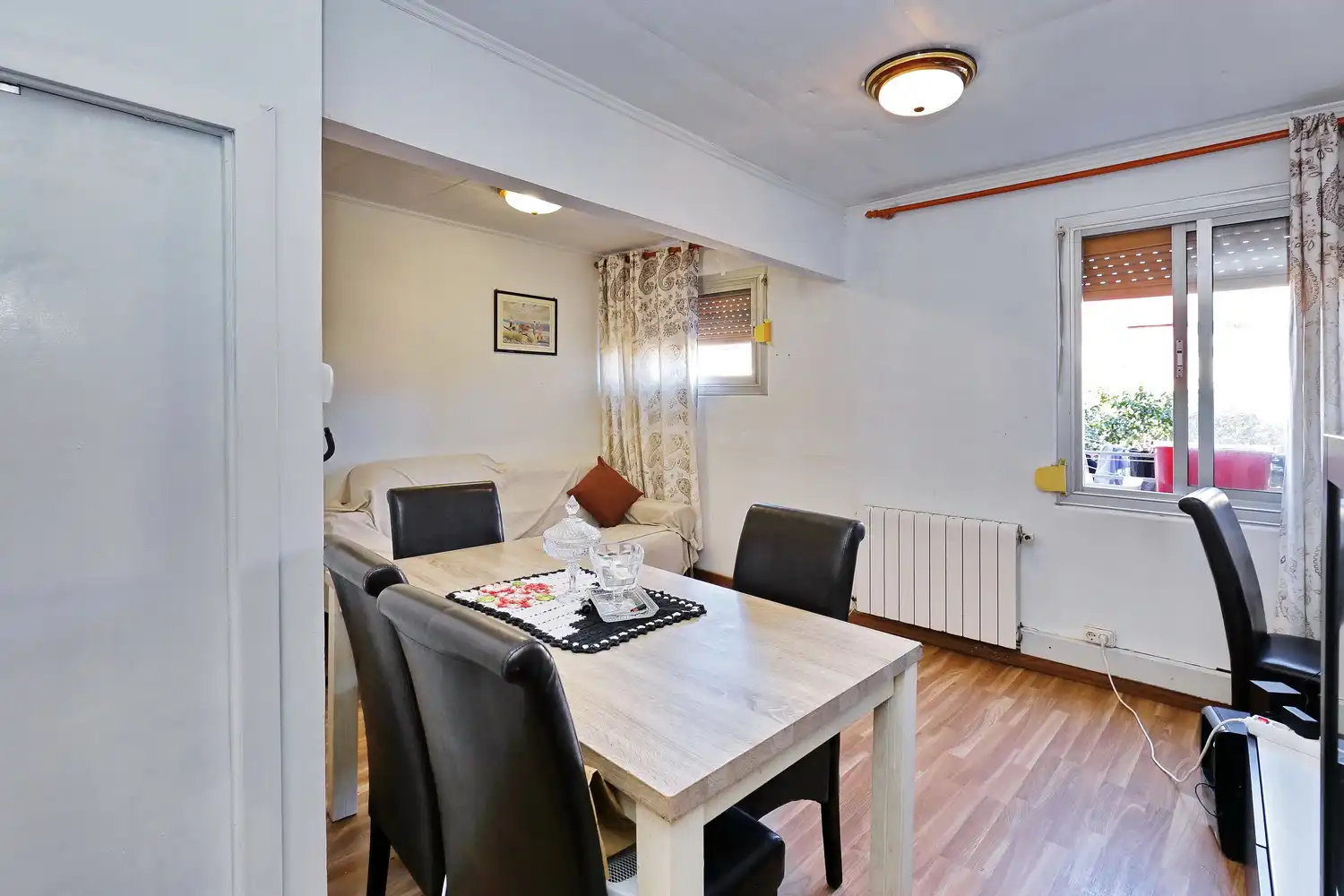 Comedor de Piso en venta en Barcelona con Aire acondicionado, Amueblado y Alarma