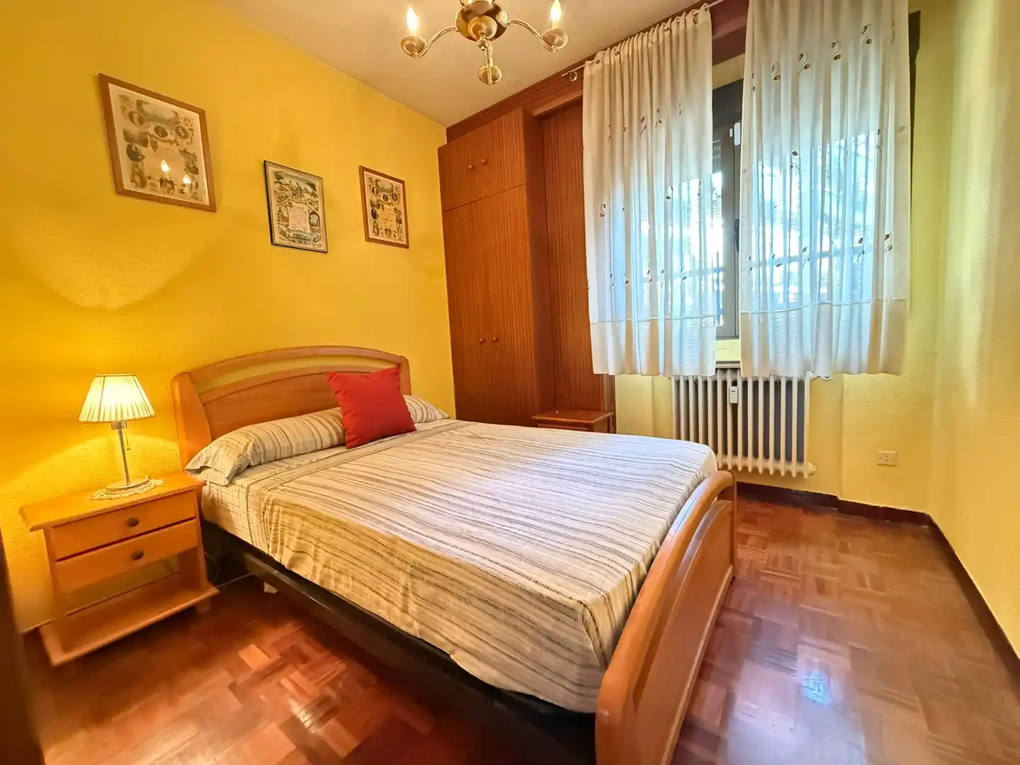 Habitación de Piso en venta en Madrid con Calefacción, Parquet y Amueblado