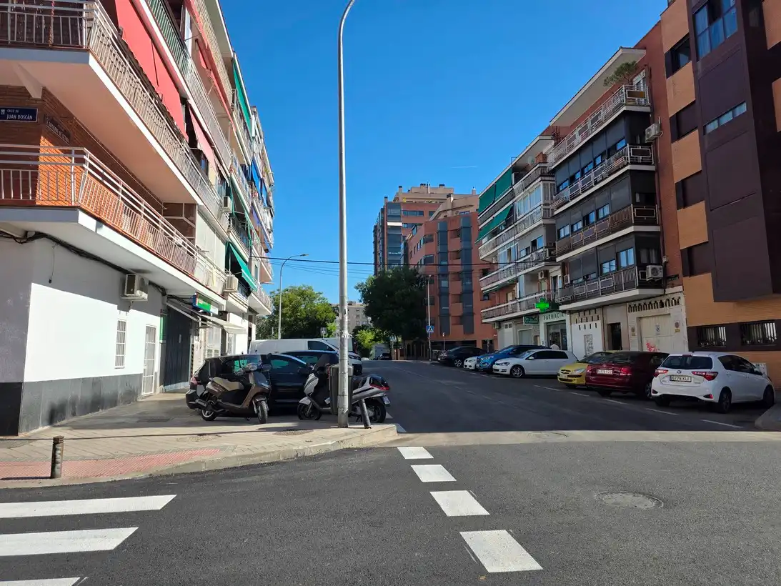 Exterior view of Flat for rent in Madrid  with Heating, Terrace and Furnished
