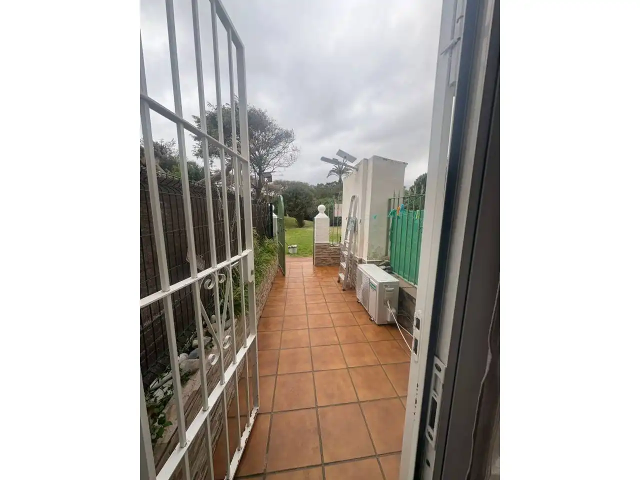 Jardí de Apartament en venda en Estepona amb Aire condicionat, Terrassa i Moblat