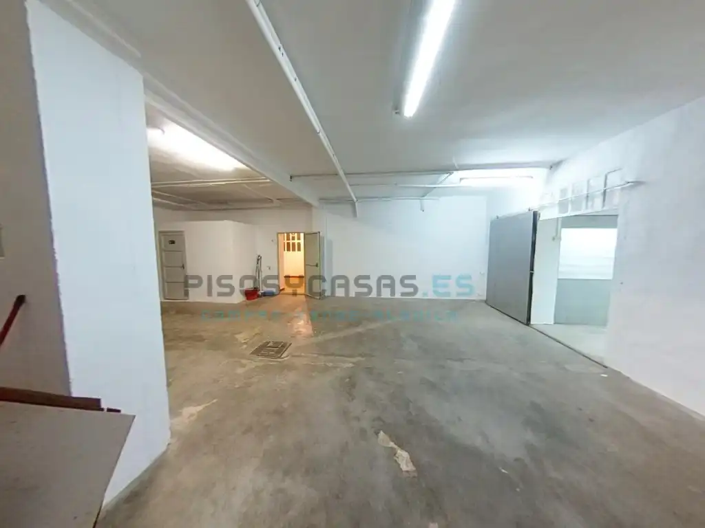 Casa con terraza en venta en Calle Democracia 4, imagen 21