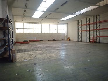 Nave industrial in vendita a Avenida letxumborro hiribidea